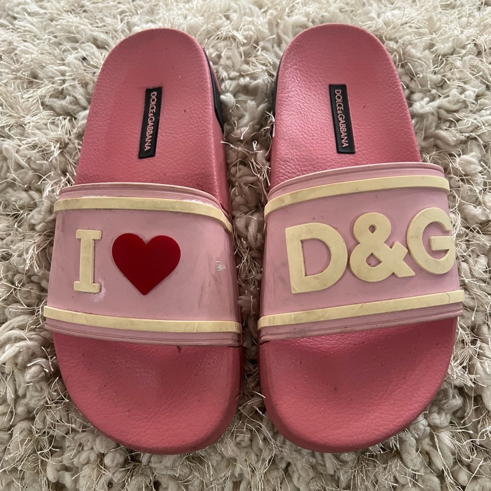 Dolce and Gabbana slides